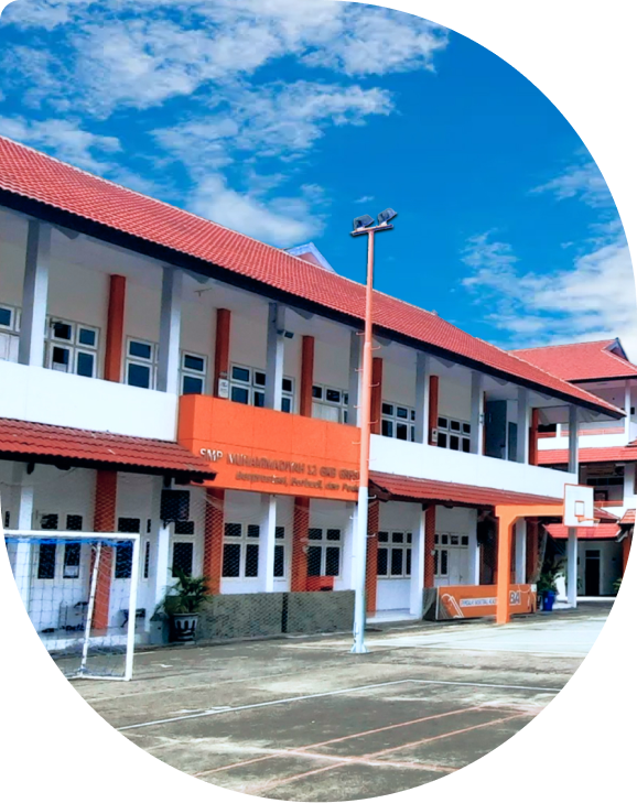 Gedung SMP Muhammadiyah 12 GKB Gresik